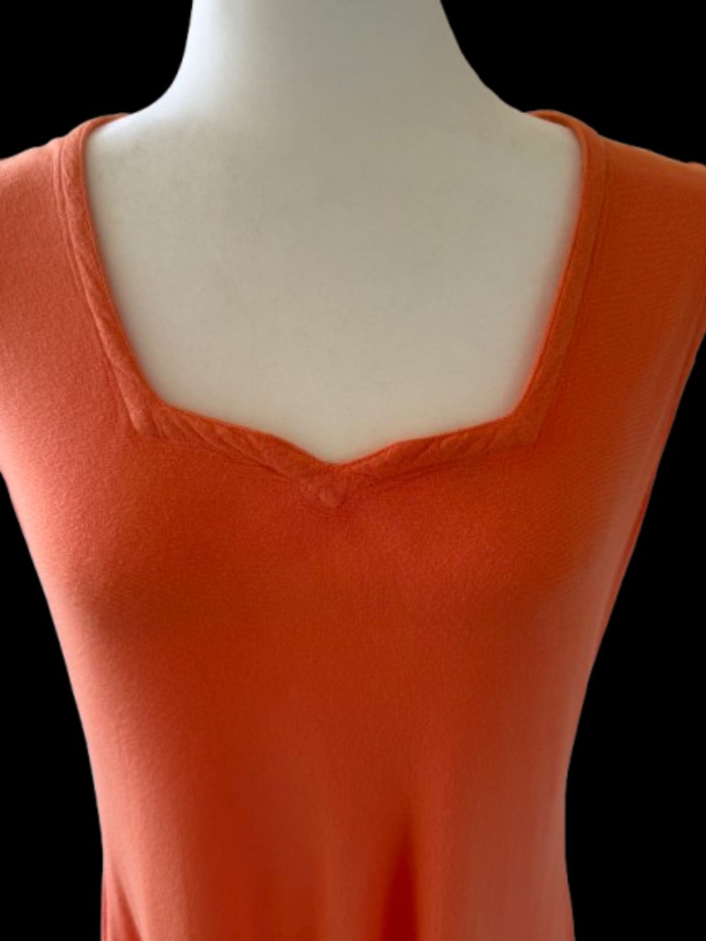 Long, sleeveless, tangerine dress with sweetheart neckline